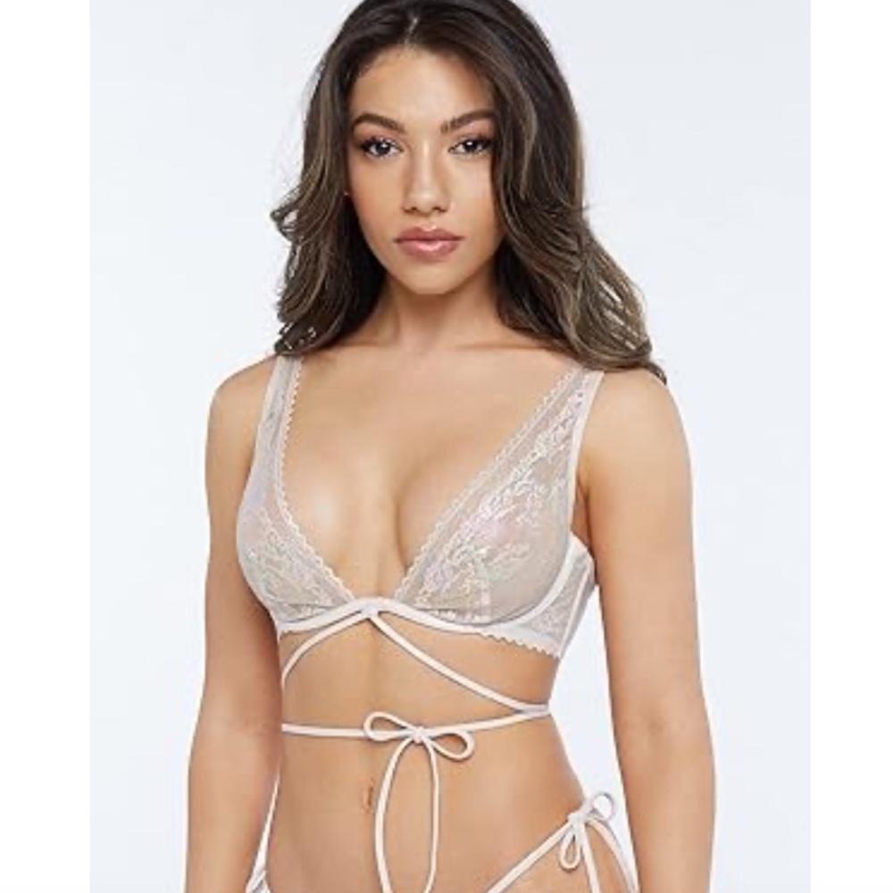 NWT Savage X Fenty Lace Underwire Bralette in Cream